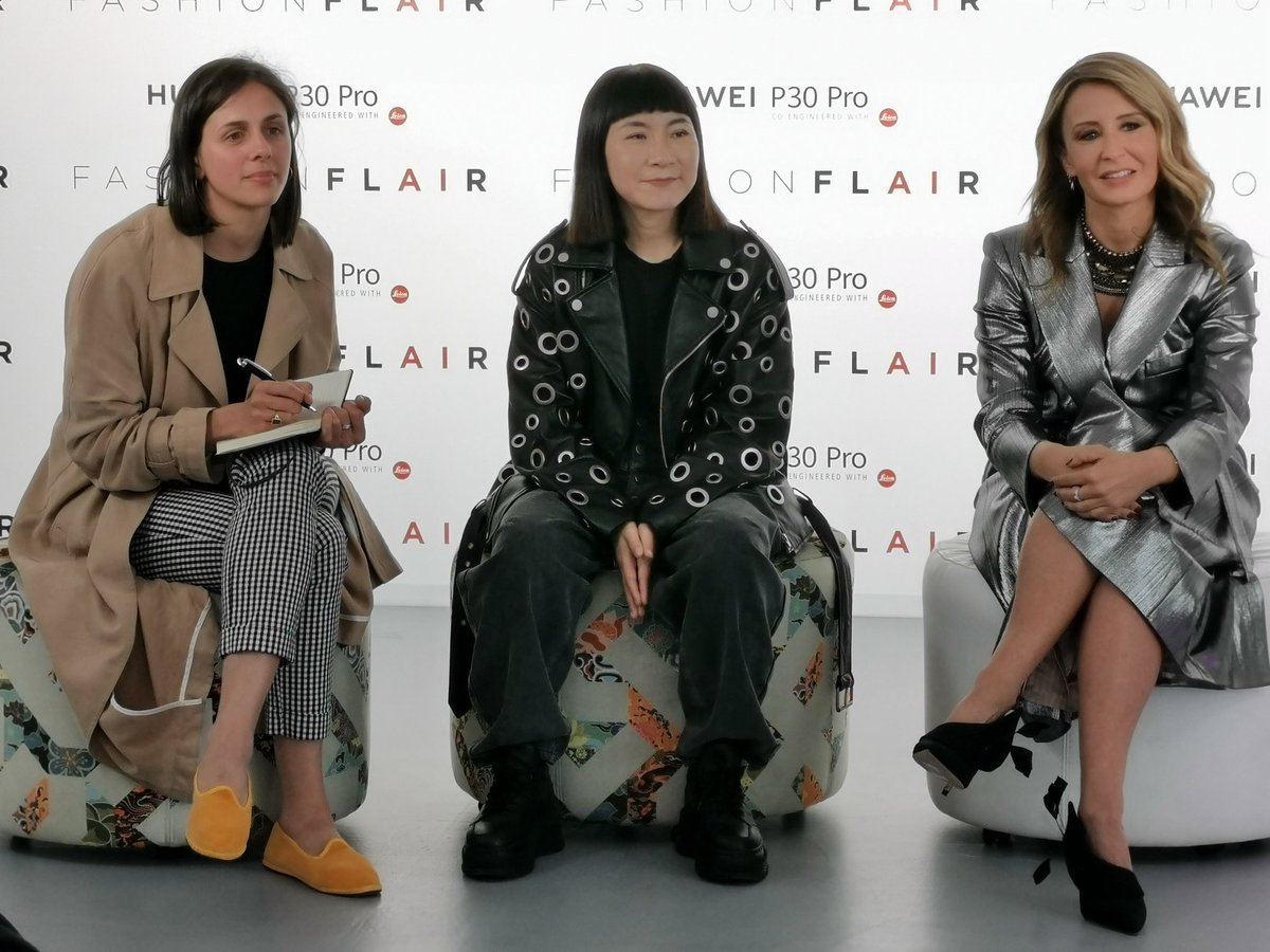 BenCFletcher's tweet image. Stunning catwalk launch of #FashionFlair by #Huawei - an experimental project looking at how AI can be used to inspire fashion designers. Congrats Huawei Italy &amp;amp; #annayang 👏👏