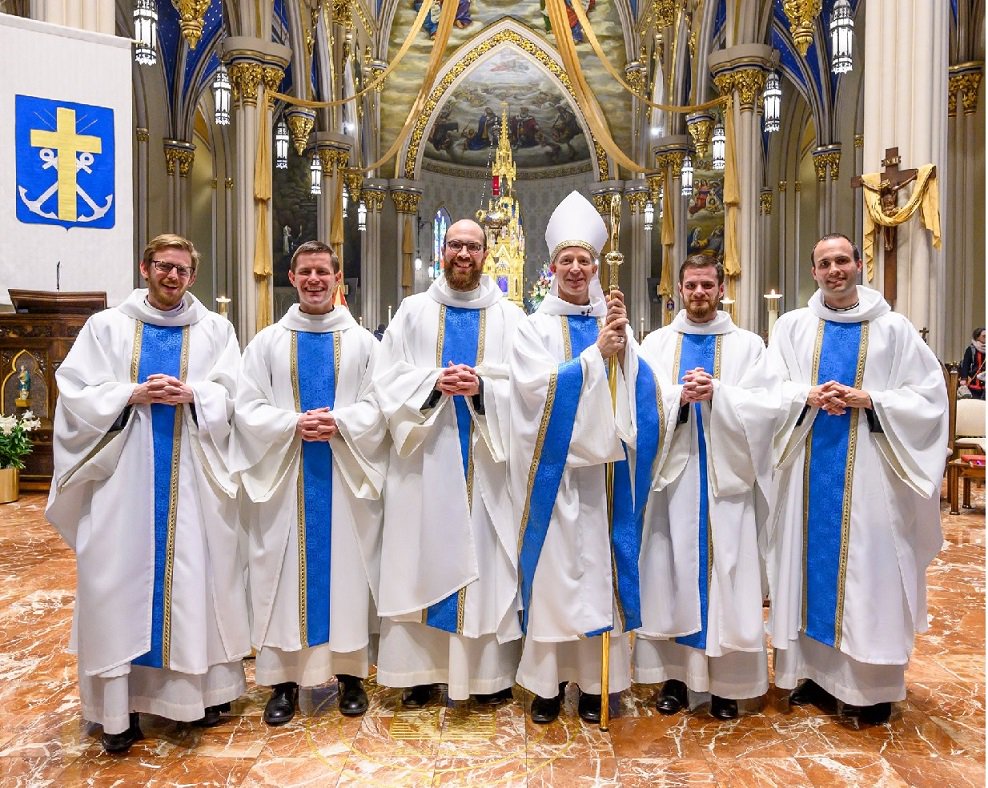 STMParishSchool's tweet photo. We are happy to share the blessings of newly ordained Bryan Williams (STM class 2005) to The Congregation of Holy Cross. https://t.co/ftjizdI4qt