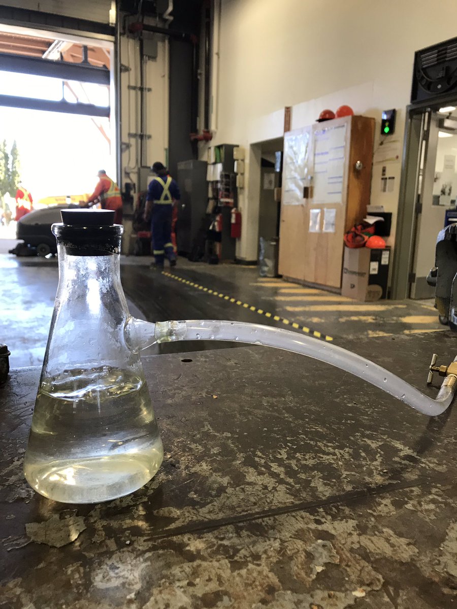 tradesOC's tweet photo. Welcome students from SD22 to @OkanaganCollege #Kelowna campus! Students try sessions like trying the virtual reality paint simulator, touring the shops, and with compressed air in the heavy mechanical shop (pic below).
Have a great time! @SD22Vernon @SD22_Vernon https://t.co/msqIejR72K