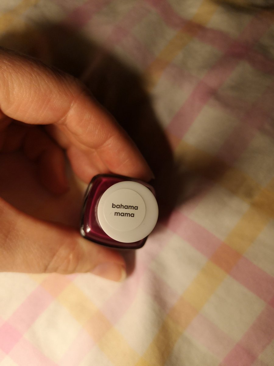 AbbigalParker's tweet image. You know you got the right nail polish color if it's named after your favorite cocktail #bahamama can't wait to try it at the weekend