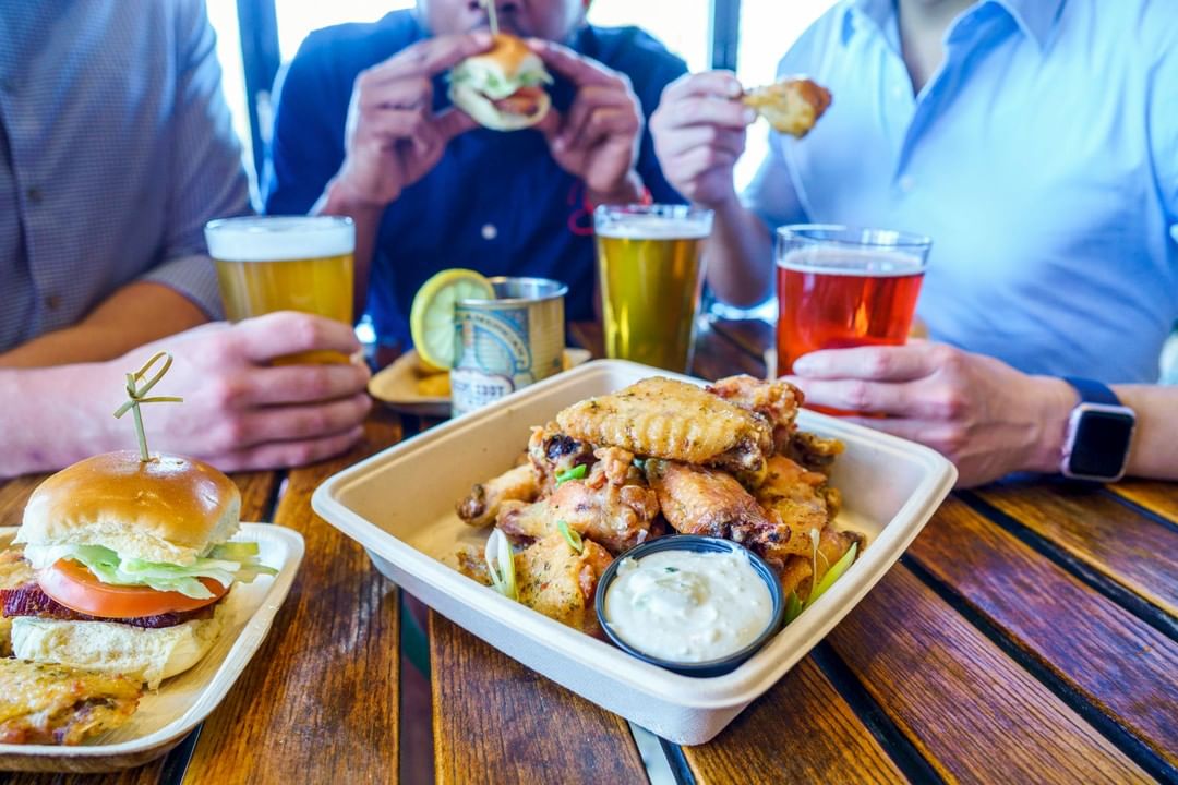 explorewithcass's tweet photo. Hopping into #Spring @fishtown with pop up #beer garden #FishtownHops @WinAtSugarHouse in @visitphilly! Find out what our writer thinks of this trendy space... https://t.co/Mg3oNkJCl6 #beer #craftbeer #beergarden #Philadelphia #Philly #Fishtown https://t.co/0hNSR31OjC