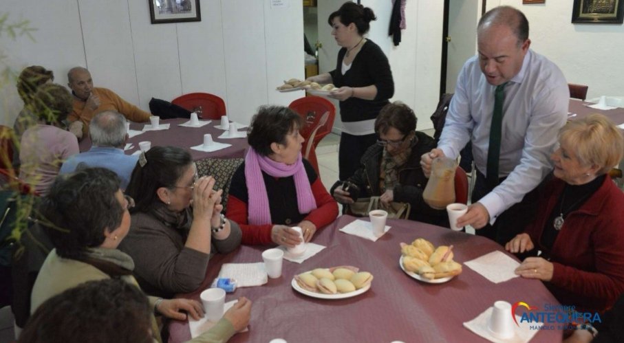 PPAntequera's tweet photo. #propuestas 💙
#Programa2019
"Incrementaremos las subvenciones a las asociaciones de vecinos, en un 10% anual, hasta llegar a los 75.000 € anuales", @manolo_baron
#SiempreAntequera https://t.co/TmAbln1AdI