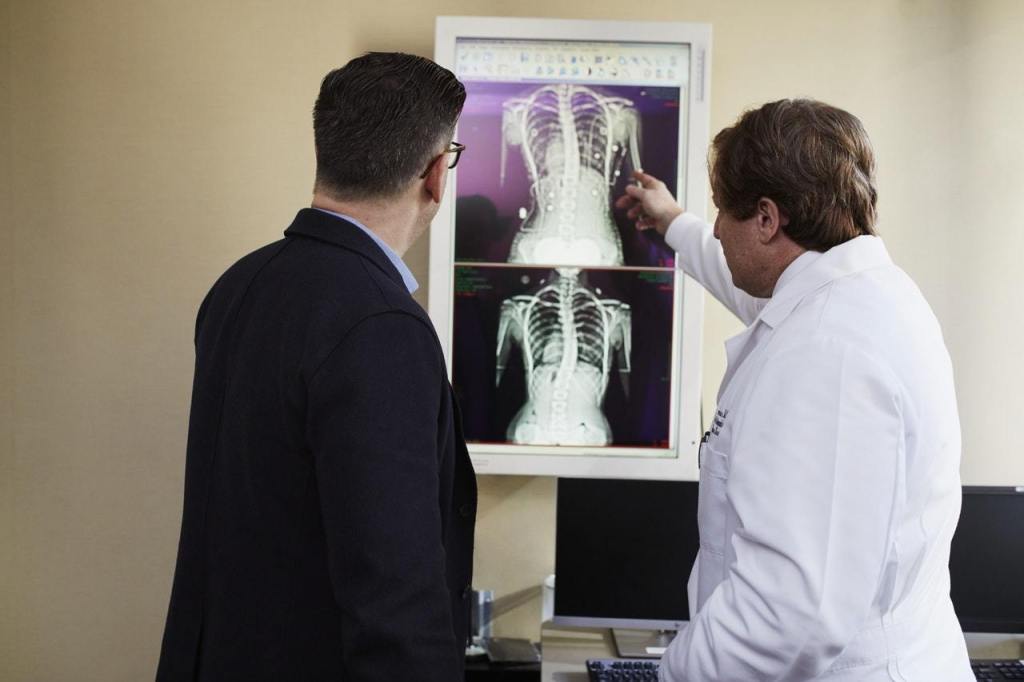 codeblueessays's tweet photo. Identifying Shadowing Opportunities for Medical School https://t.co/GEMkjvCDlx https://t.co/qkgT3ISAfj