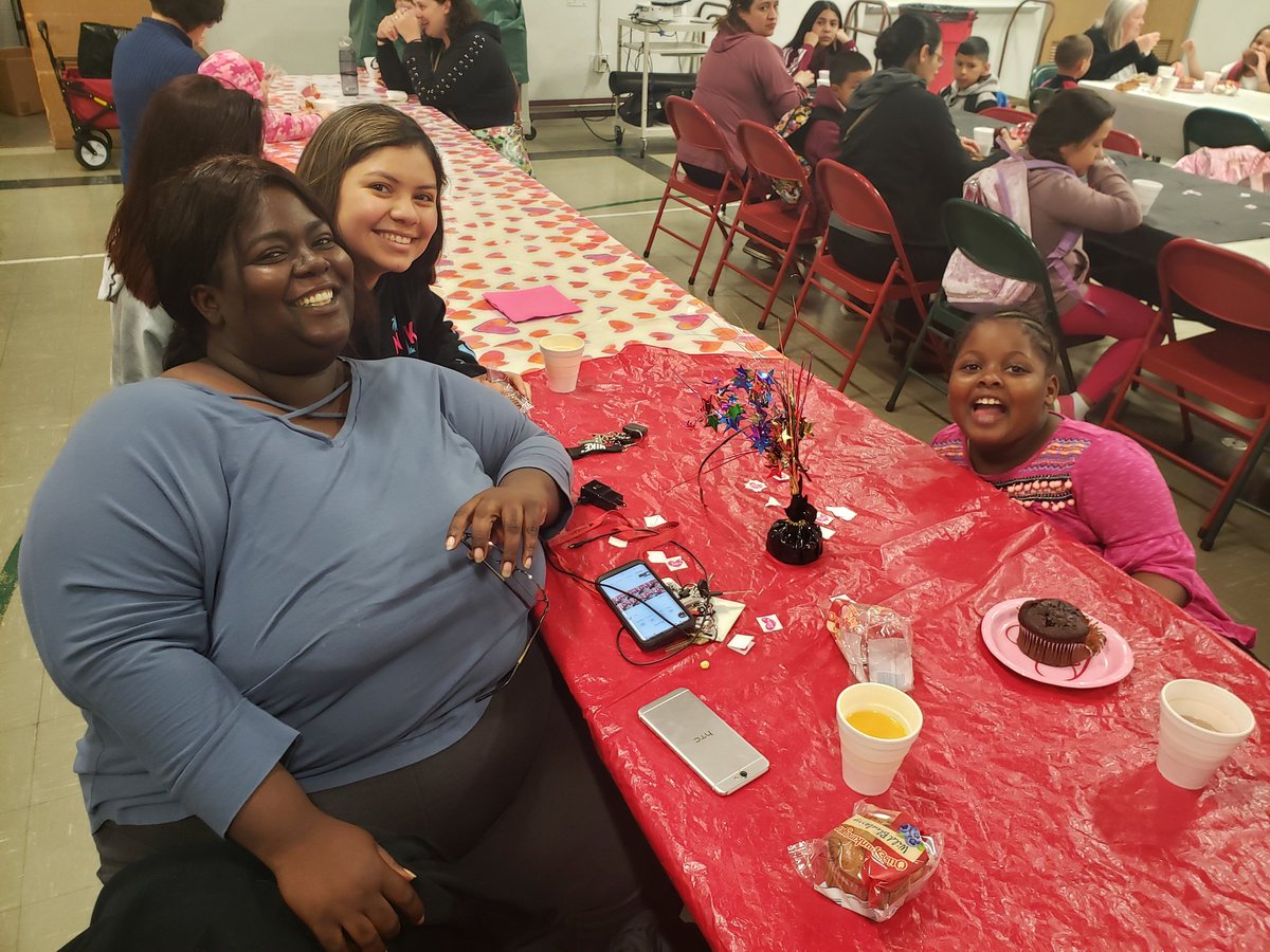 be_hpc's tweet photo. Muffins for Misses!!!! #WeAreTPS #BeHPC https://t.co/sMD27gjEJr