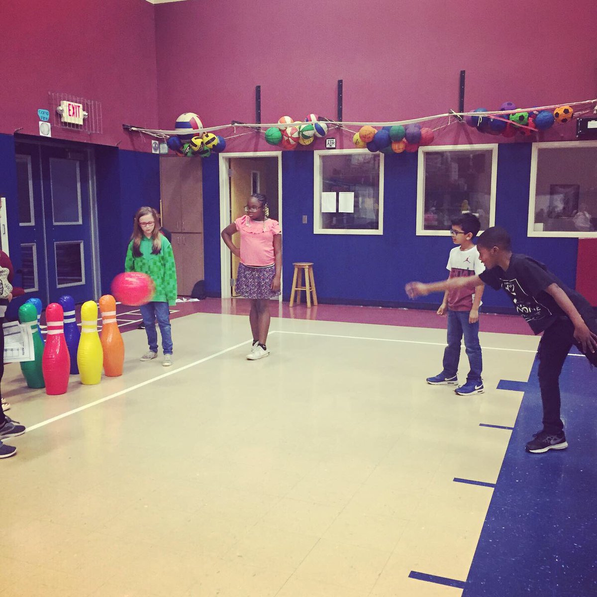 MrsJHernandez4's tweet photo. More 4th grade FUN! https://t.co/K2y4fBOV3g