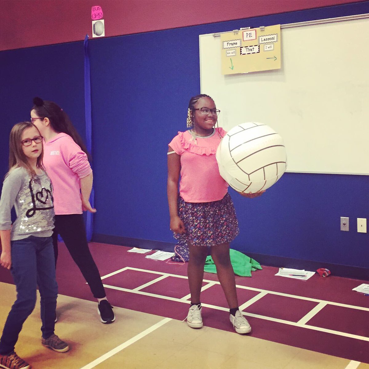 MrsJHernandez4's tweet photo. More 4th grade FUN! https://t.co/K2y4fBOV3g