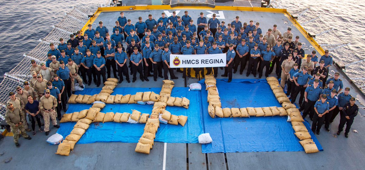 CanadianForces's tweet image. #HMCSRegina makes its 4th drug bust while deployed on #OpARTEMIS in the Indian Ocean. Bravo Zulu #RCNavy! #ExcellenceAtSea