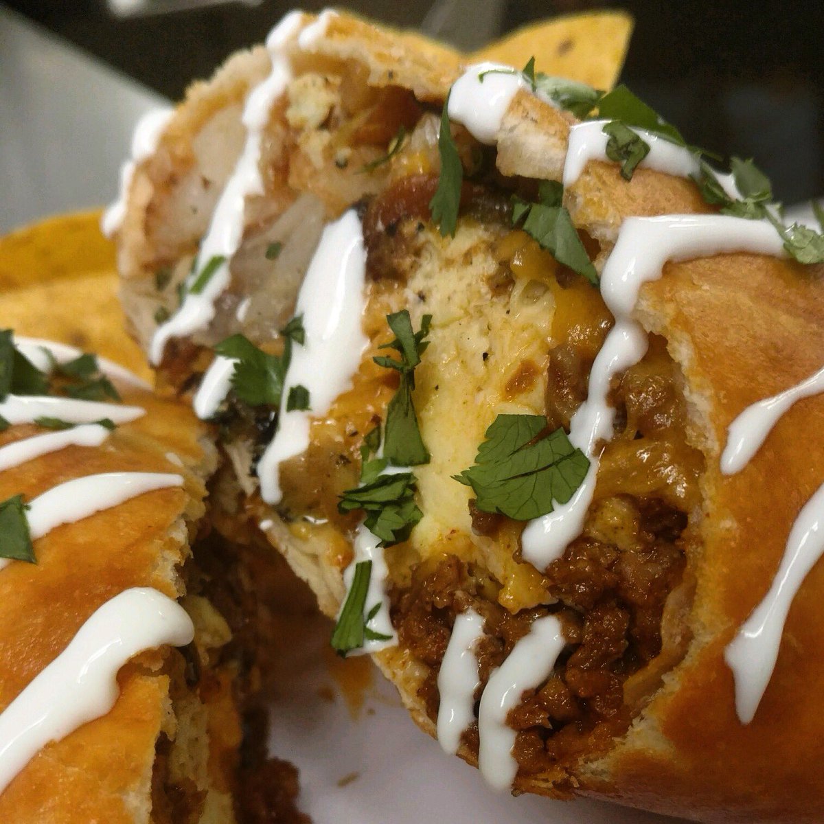 RevsBarAndGrill's tweet photo. Rise &amp; shine: chorizo, scrambled eggs, totbrowns, cheddar, smokey tomato salsa &amp; Sour cream. Available today only. https://t.co/19xs46HM6p
