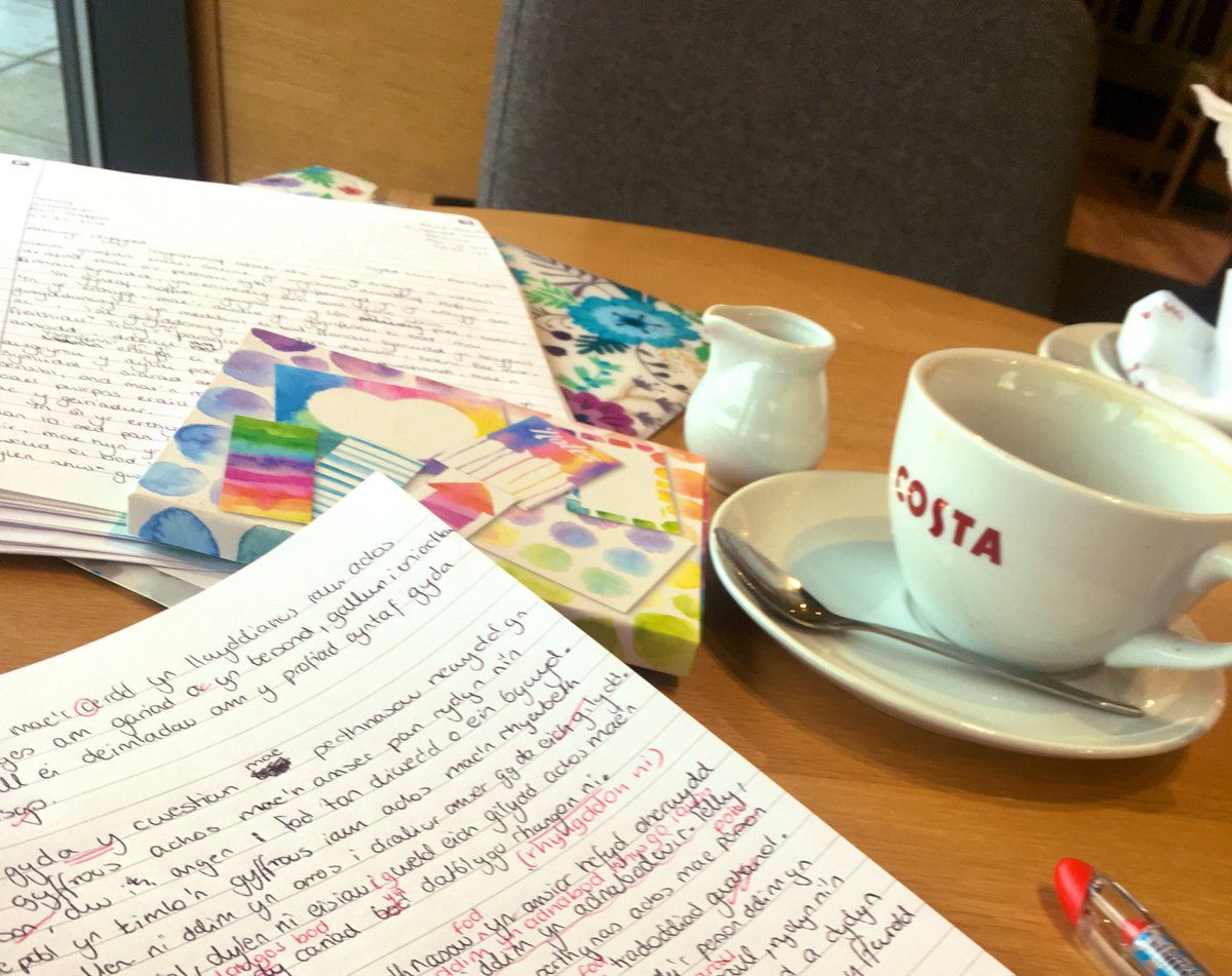 CymraegMissL's tweet photo. #examseason #basic #markmarkmark Been looking at some great work heno! Youβre gonna boss it! #dysgucymraeg https://t.co/X42K8fKXrF