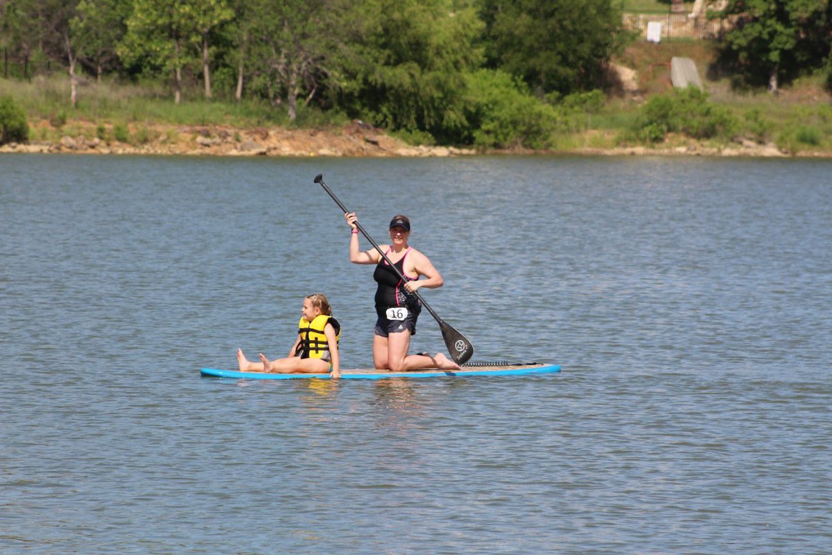 BluetSup's tweet photo. We are so excited for Mother’s Day!!! $10 OFF your paddle board rental, this Sunday ONLY!!! 😍😍 https://t.co/ePtdBurcSR