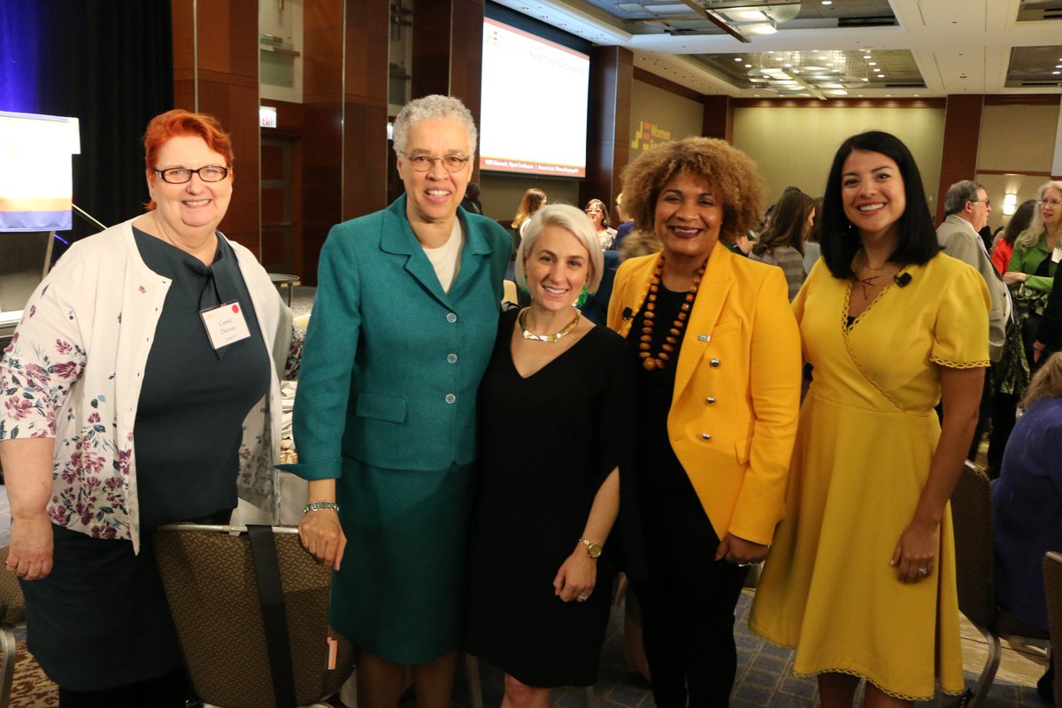 Toni Preckwinkle tweet media