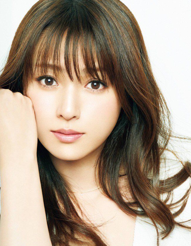 美肌の秘訣は 深田恭子のスキンケアと愛用化粧品 美容法や食生活も紹介 美act