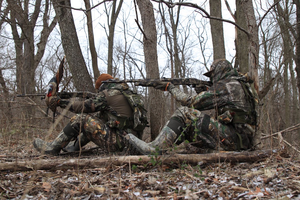 Going for the double. #KnightandHale
📷:  <a href="/Last_Breath_TV/">Last Breath TV</a>