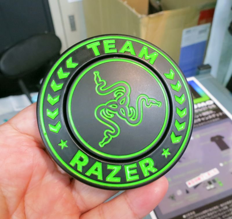 RazerES's tweet photo. ¿Con cuál spinner te quedarías?

🔁 RT #TeamRazer
❤️ Like 🐍🐍🐍 https://t.co/N6pNsypG5T