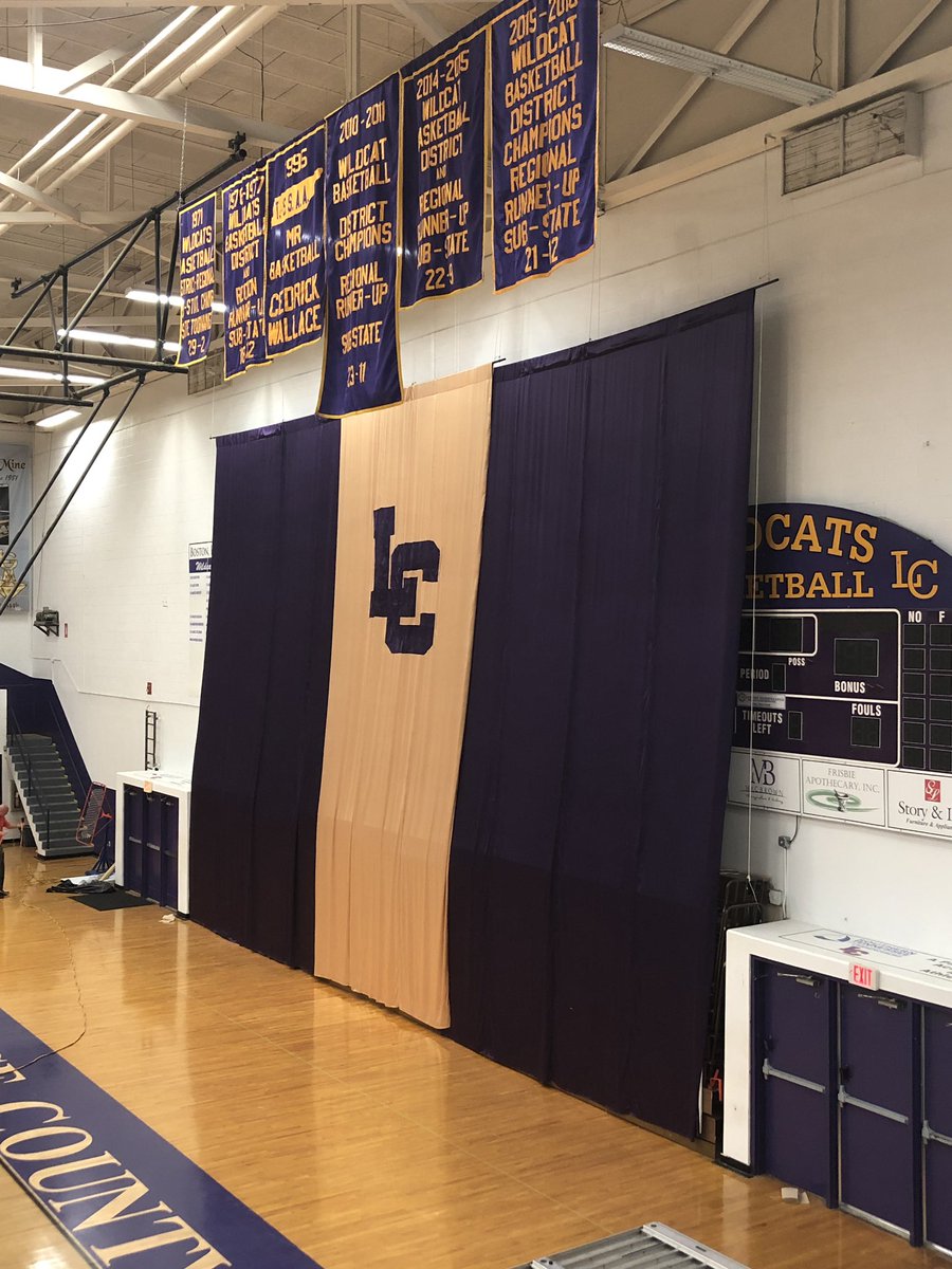 LCHSone's tweet photo. It’s up, which means graduation is around the corner! https://t.co/2KYVyH0SyY