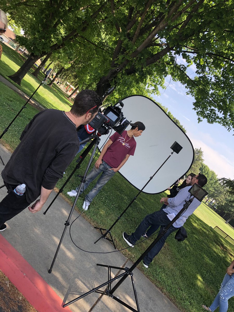 AlbertPowellHS's tweet photo. And that’s a wrap! 🎬

@AlbertPowellHS finished filming a student driven anti-vaping campaign in conjunction with #SutterCounty Superintendent of Schools and @karyhauck of #SapphireMarketing. 

#AltEd #PowellPRIDE https://t.co/runQMNRQJB