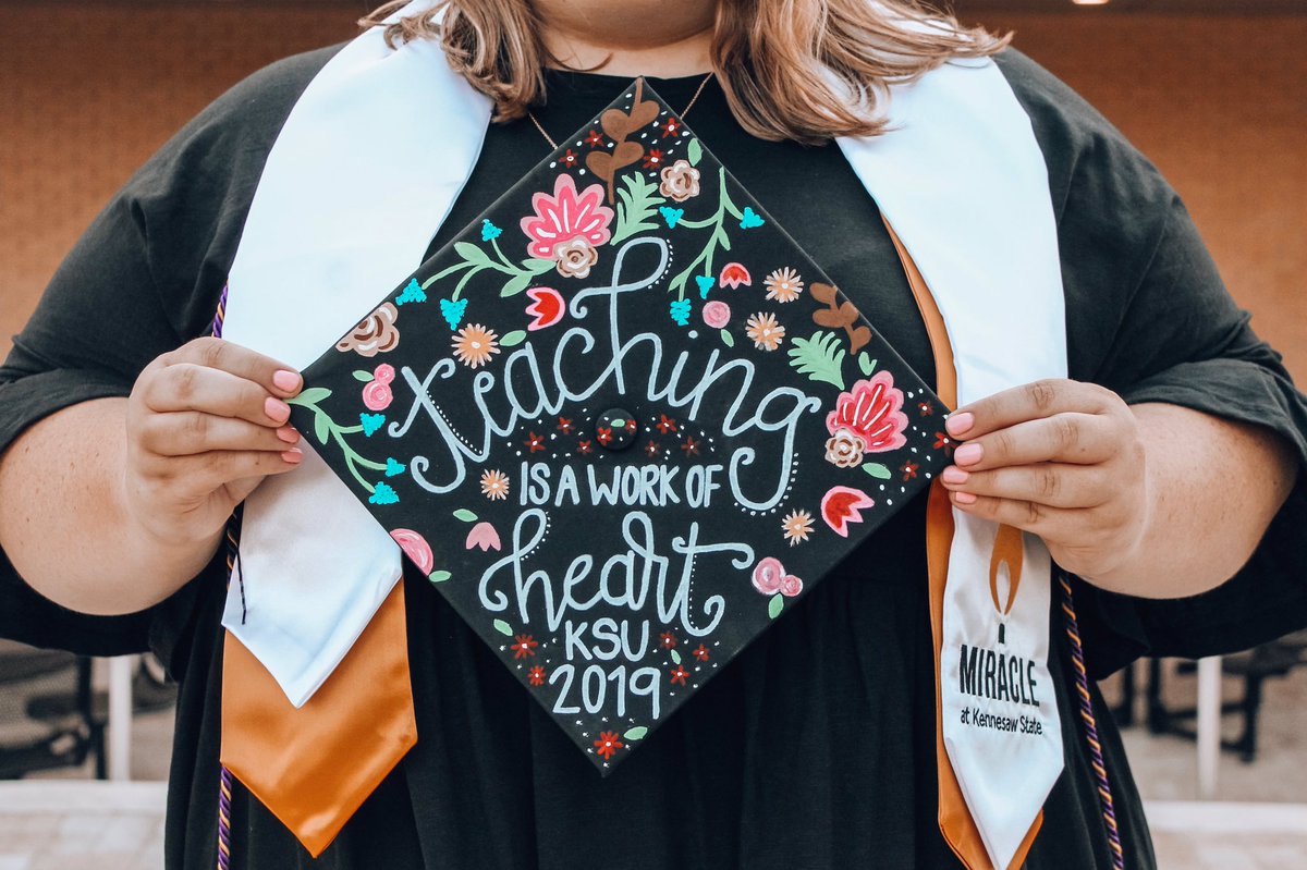 LeonardsLit's tweet photo. Yesterday, I graduated Summa Cum Laude from Kennesaw State University and received the Outstanding Senior Award for English Education. I’m leaving this stage of my life with an extremely full heart.
Next stop: my own classroom! #hootyhooforever #FTKalways https://t.co/qDIIPcMjKB