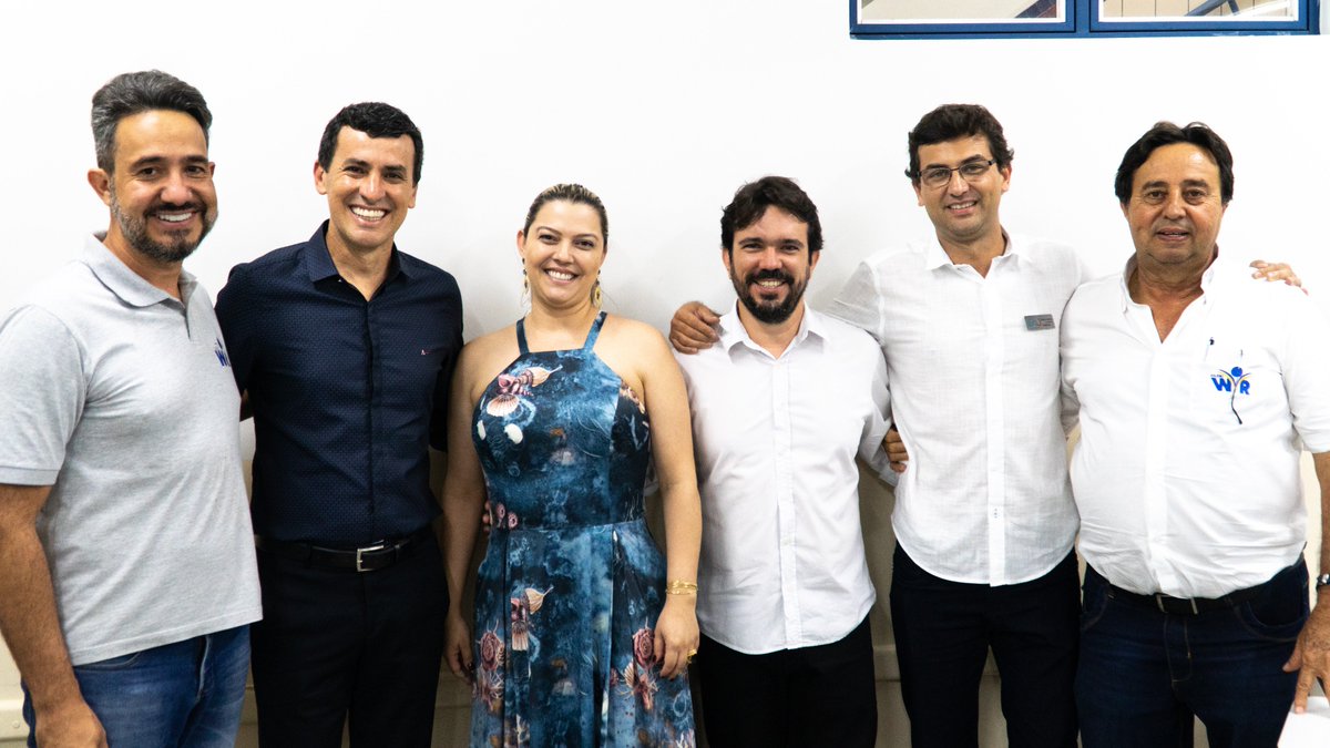 Colegio_WR's tweet photo. Nesta última terça-feira, dia 07 recebemos Luciano Carielo e Marcus Ragazzi, que compartilharam conhecimentos com toda equipe pedagógica do WR e do WRJ. Obrigado pela presença de todos! https://t.co/i2MaGHiQu8