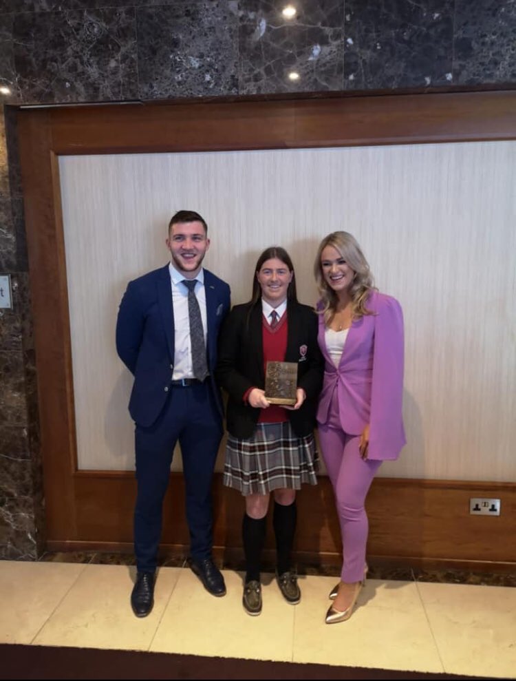 ClaregalwayColl's tweet image. Huge congratulations to our 5 amazing students whose achievements were recognised @GRETBOfficial tonight @ClaytonHotel Thank you Ms Ryan @wayneen22 and Mr Comer @DamoComer for presenting the sports awards #bród