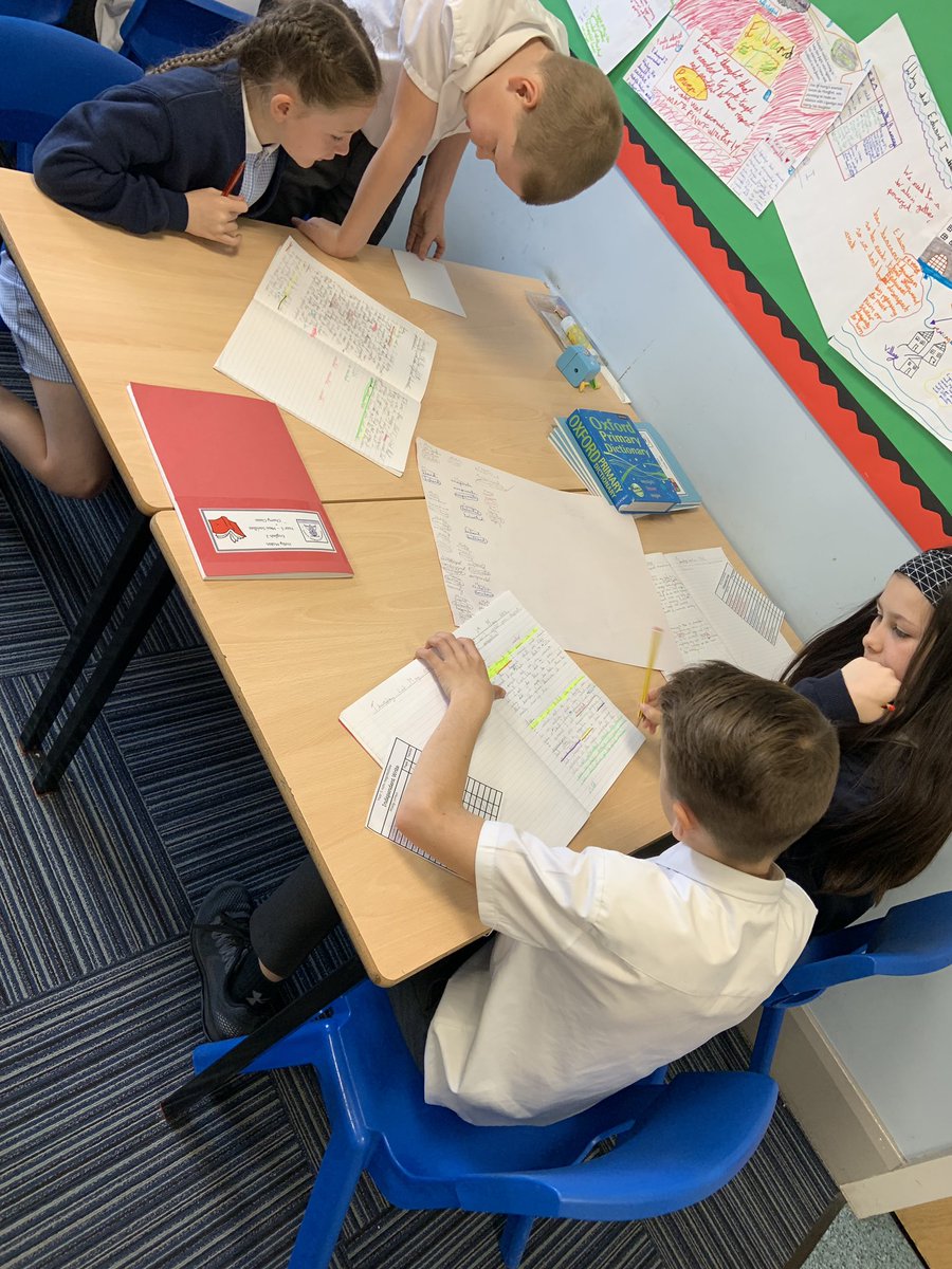 cherrysomervil1's tweet photo. We have been working in pairs today to edit and improve our writing ✍🏼 ✏️📚 #workingtogether #writers #pairedword #literacy #editingstations https://t.co/BFHq33M79S