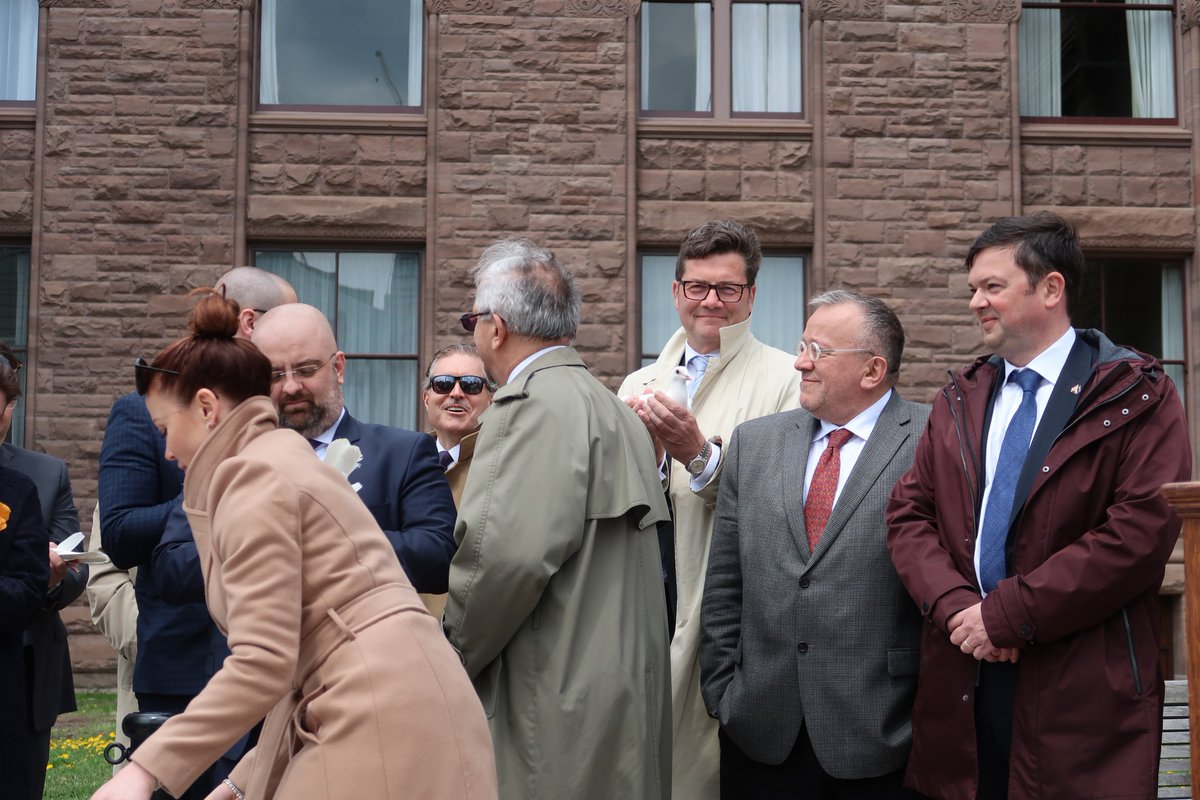 GermanyinTO's tweet photo. Raising our European flag in Toronto symbolizes our special relationship to Canada. The EU and Canada share democratic values and promote a liberal, democratic world order. Thanks to all of the Canadian guest speakers for sharing this moment with us #SchumanDay #GermanyInToronto https://t.co/lN27Fpr5Ej