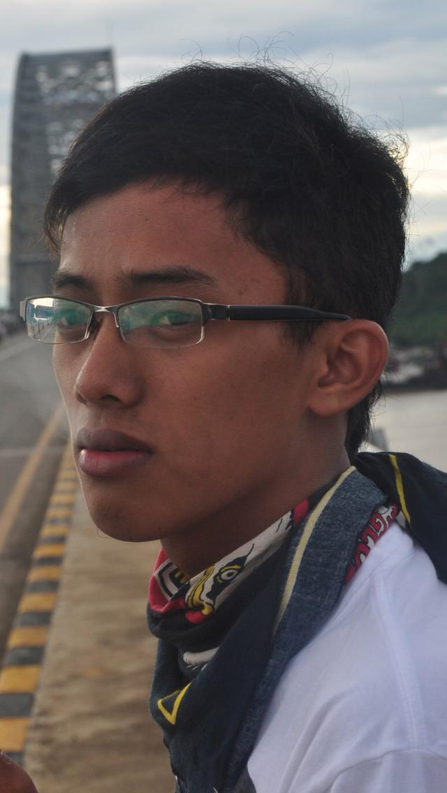 Blotss's tweet photo. @nindayasmine @FiersaBesari Hmmm gimana yaaa https://t.co/QDKQnM5cXl
