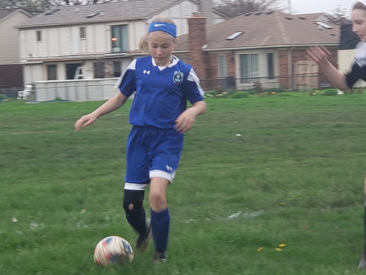 fc_scs's tweet photo. Tonight the U12 girls team played the Fraser Soccer Club and won 5 to 2! It was an extremely muddy game, but we were happy it was warm and the rain held off!

#YouthTravelSoccer #TravelSoccer #SCSSoccer #SCSReign #U12Soccer #GirlsSoccer https://t.co/5eNBJAhJJ8
