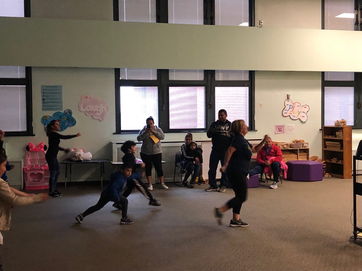 Tara Nelsen tweet media