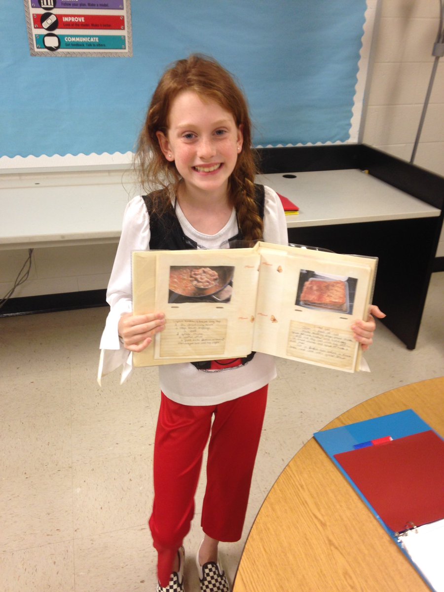PickettsMillES's tweet photo. What do board games, trading cards &amp; cookbooks all have in common? All ways that Ms. Soued's students demonstrate their learning! ❤️ the Civil War Museum at Leadership Night! #LighthouseLeaders https://t.co/VupDbOBHj7