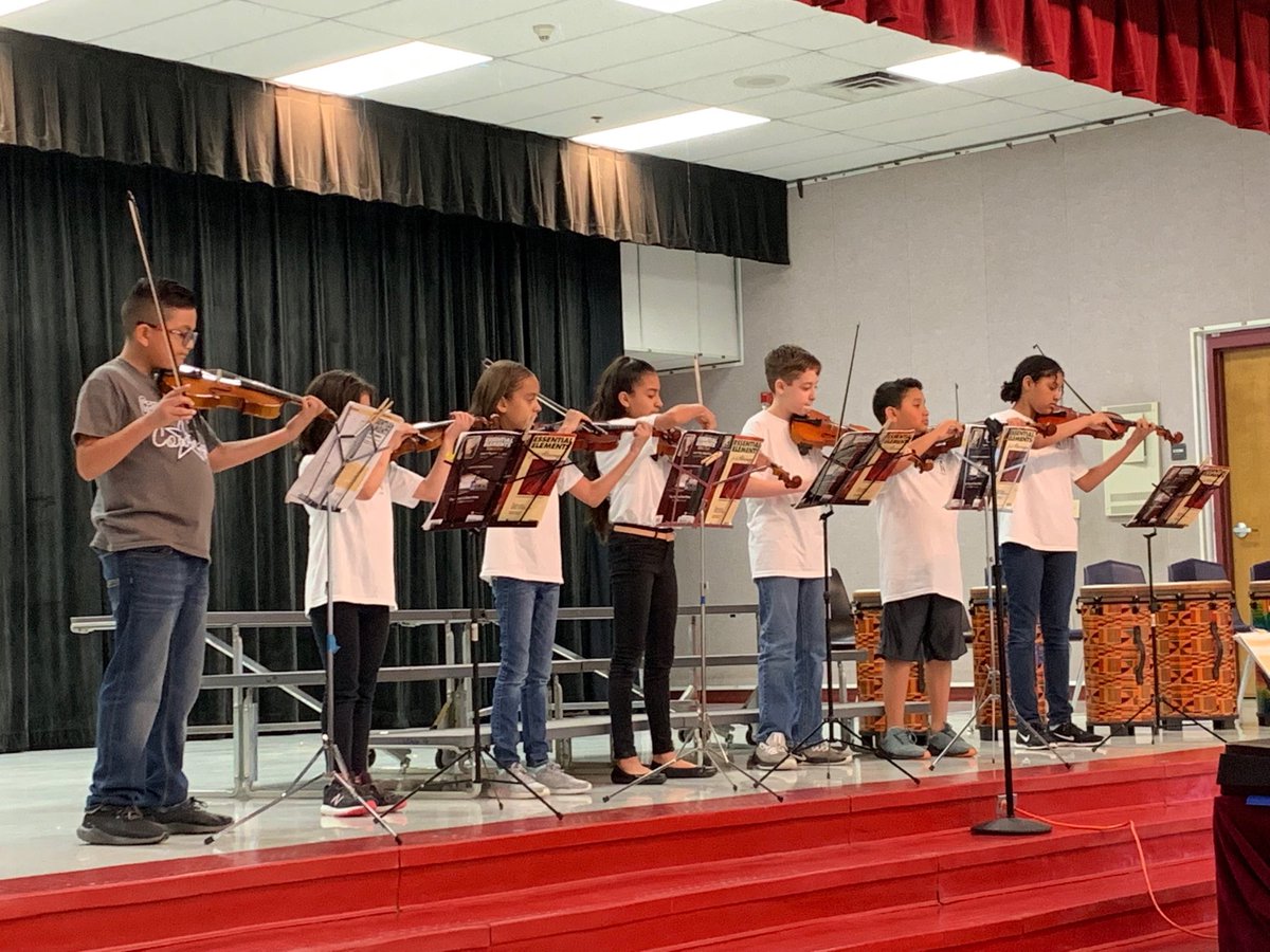lorimshaw's tweet photo. Our final performance of the year.  Thank you, ⁦@MrsBoyenNISD⁩ &amp; Mrs. Johnson, for a wonderful program.  
#ThisisCarson ⁦@NISDCarson⁩ https://t.co/e3BSb4xBbQ