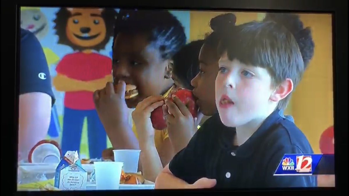 MrsEMcKnight's tweet photo. Our class made the @WXII news!  So exciting to see great changes happening to better our planet. #everytraycounts @SpeasGlobal https://t.co/du8OHSPZIZ