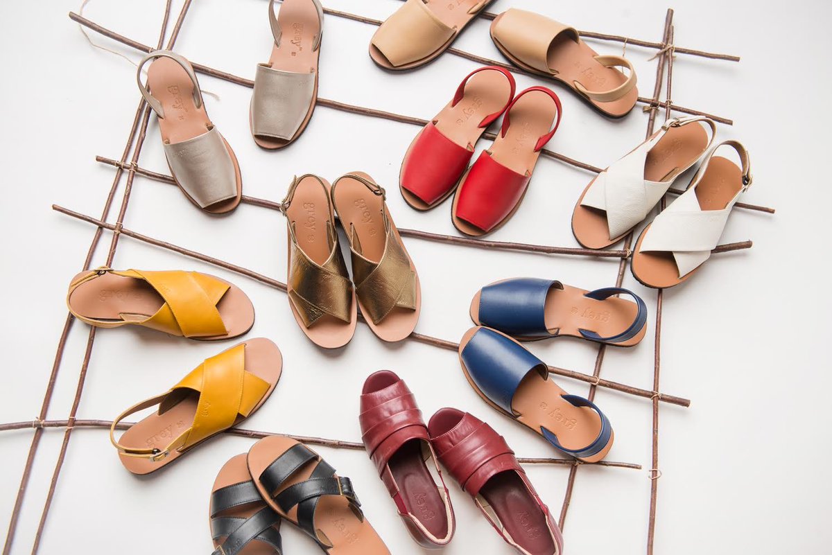 greybyortenhill's tweet photo. All we need is more new colours to rouse our shoe collection. .
.
Shop Grey | https://t.co/NzgKN3eMnC
๐04-15 Orchard Gateway.
๐Naiise Iconic @jewelchangiairport #02-205
๐Popup : Wisma Geylang Serai 3-10pm.
๐Popup : TKC 7-10pm
.
#shoeaddict #morethanone #greycommunity https://t.co/QRn6SgKGhf