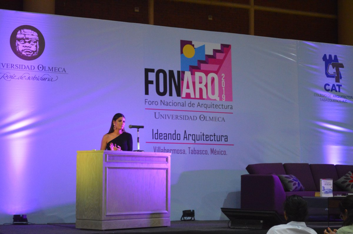 FONARQ's tweet photo. Nuestra presentadora la Lic. Aranza Molina egresada de la #UniversidadOlmeca, #Virreina en Mexicana Universal 2017 y #Reina Hispanoamericana #México 2018

#FONARQ #Conferencias #Talleres  #Arquitectura #Evento #Architecture #Arquitectos #SomosEstudiantes #Villahermosa #Tabasco https://t.co/AofftdOIGy