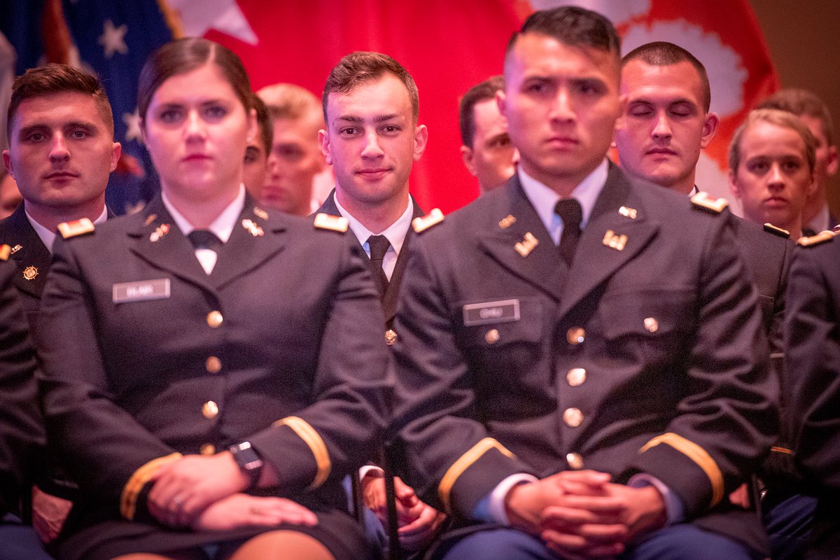 kenscar1's tweet image. Clemson University ROTC commissioning ceremony: The newest leaders of our U.S. Military begin their careers of service, and receive their first salutes as officers. #firstsalute #ROTC #ArmyROTC #USMilitary #USArmy #ClemsonUniversity