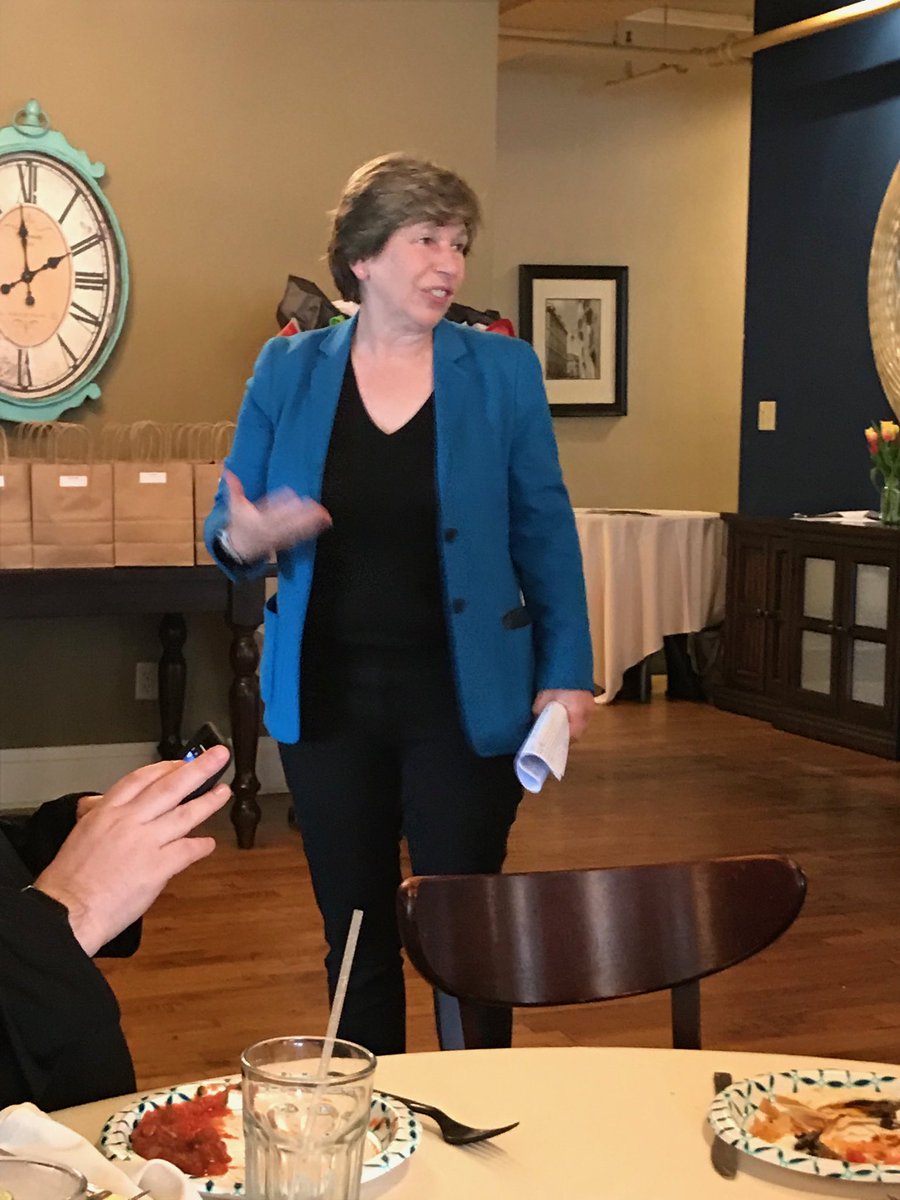 ⁦<a href="/nysut/">NYSUT</a>⁩ ⁦<a href="/AFTunion/">AFT</a>⁩ ⁦@Ian_CNY⁩ ⁦<a href="/SYRTeachEBoard/">STA</a>⁩ Randi says “we should be asking - what do we need to be successful with kids!” At Syr TA Rep-Ignition event