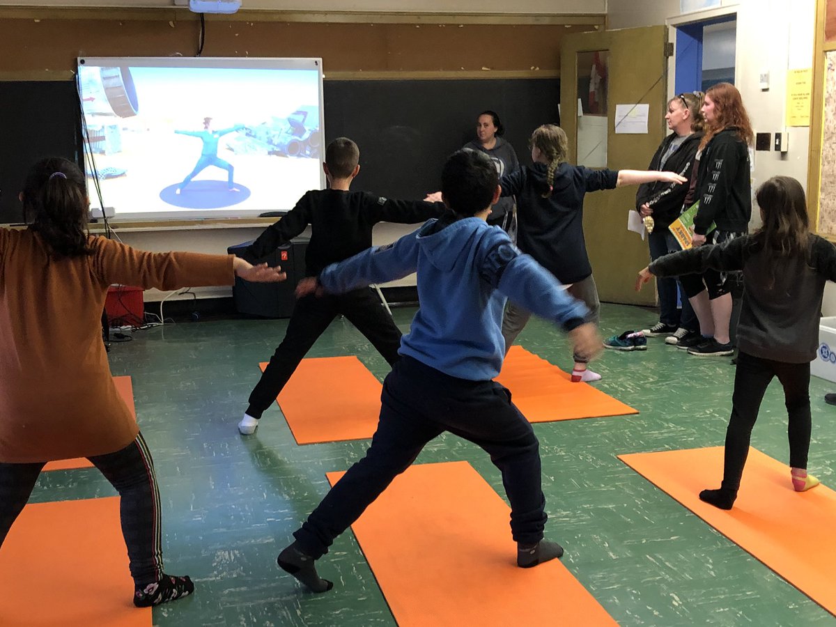 Mrs_Abram's tweet photo. Students and their families are joining in on yoga tonight at Elgin. @ElginEagles @GEDSB https://t.co/Jbg0HyrTgs