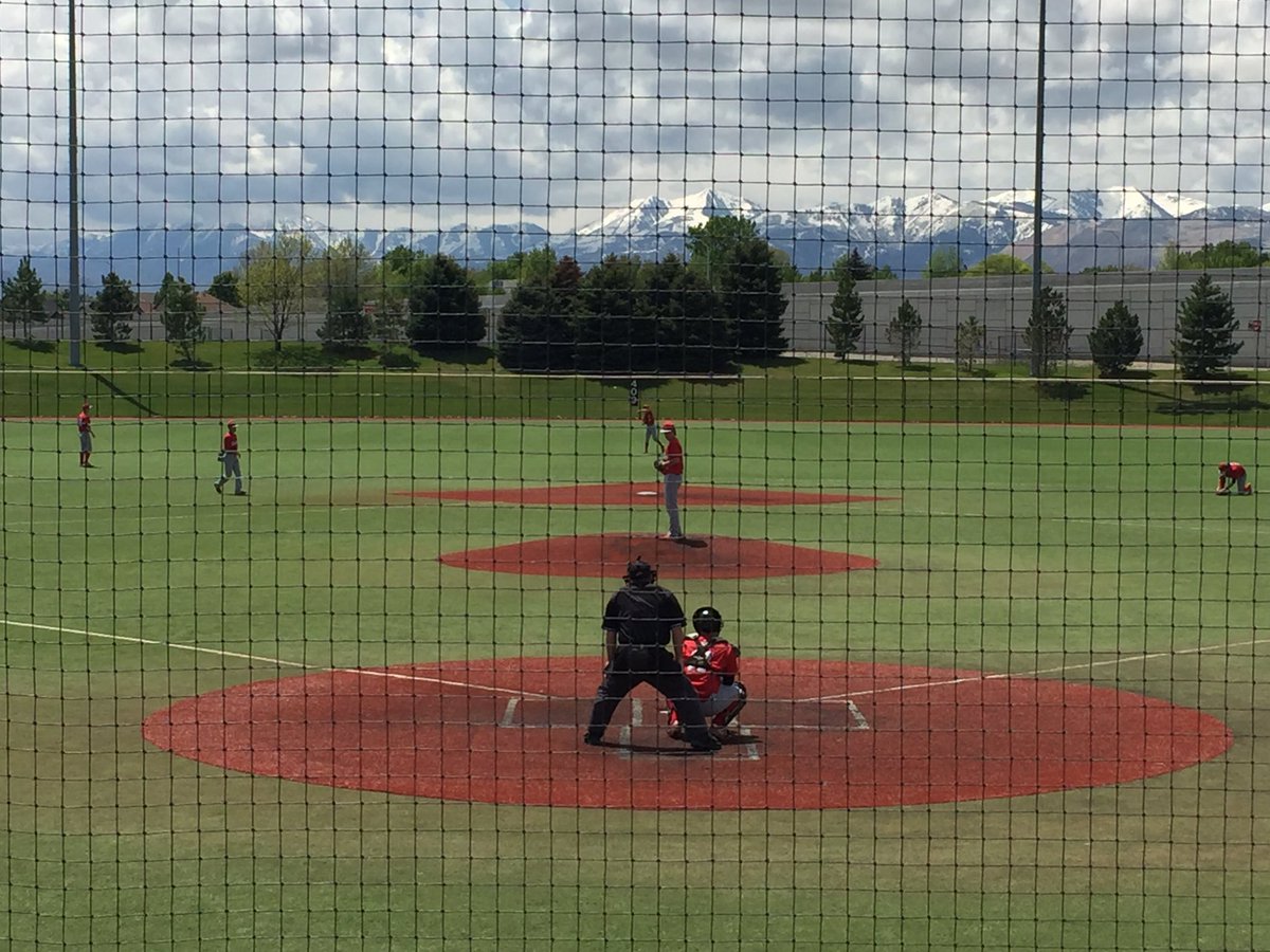 JudgeBaseball's tweet photo. Judge knocks out defending state champs Grantsville 6-3. Next game TONIGHT at 7 pm at Kearns HS vs. Carbon. Great job by Luke Borgmeier on the mound and Isiah Moore at the plate (3 doubles). Come to ballpark or watch Deseret News streaming video. #GitUrDun @judgepride https://t.co/CySRGcLGOb
