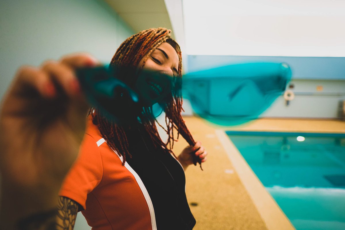 dezzyraww_'s tweet photo. I’m super excited for #theorangetape 🍊🍊 to drop tonight 🍊🍊🍊😌 https://t.co/dXlDC82lx3