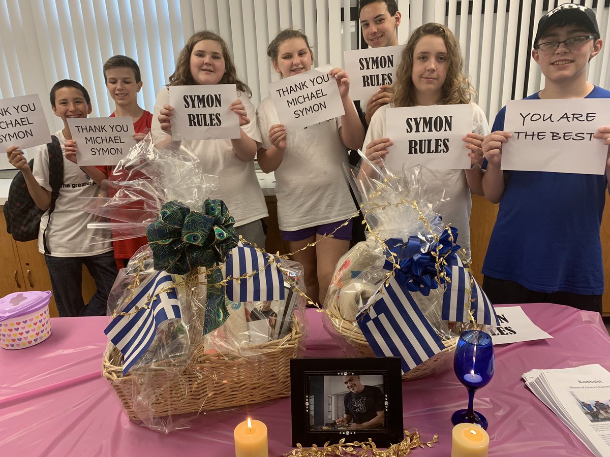 srenuart's tweet image. Greek dinner featuring @chefsymon’s pastitsio recipe. Thx chef and @therealfatdoug for the cookbook collection raffle prize.  Big win with the kids 💥