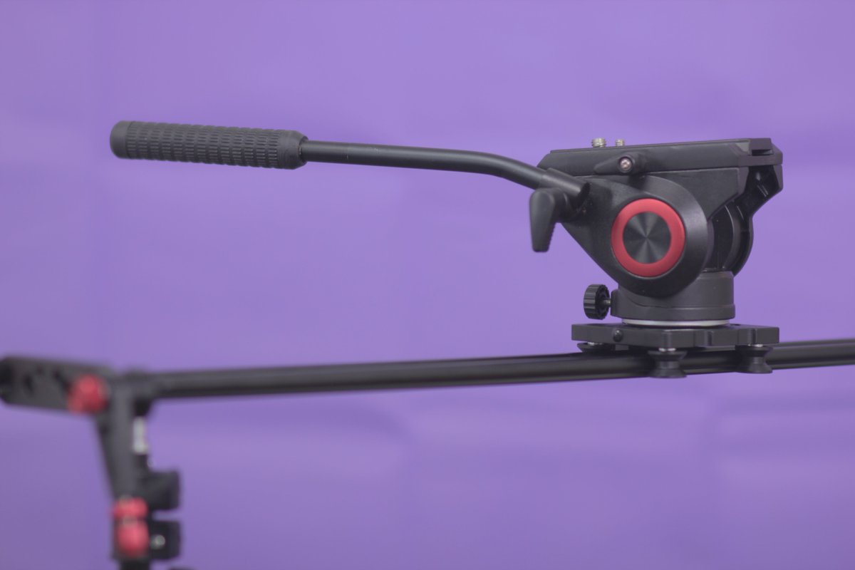 StarrStMedia's tweet photo. A slider in motion stays in motion [if you loosen the screw] 
• • • 
#filmmaking #photography #gear #slider #manfrotto #tripod #videotripod #smoothmotion #film #video #dolly #videomaking #behindthescenes #bts #videography #cinematography #equipment #tech #cinema #glamourshoot https://t.co/p7OujJVphp