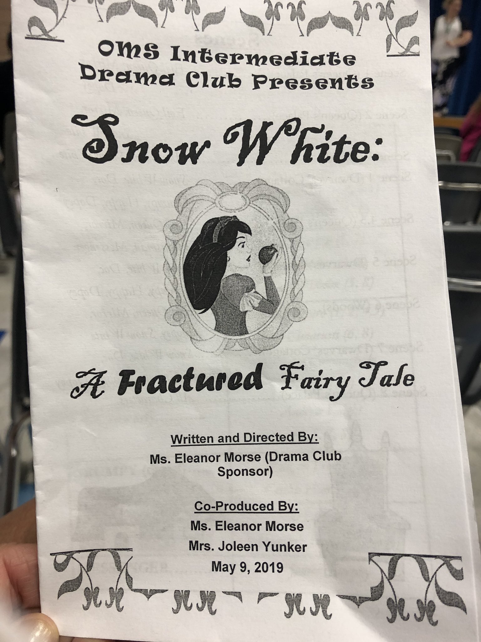 Oakridge Bulldogs Drama Club Snow White A Fractured Fairy Tale T Co J39yd1z9gh Twitter