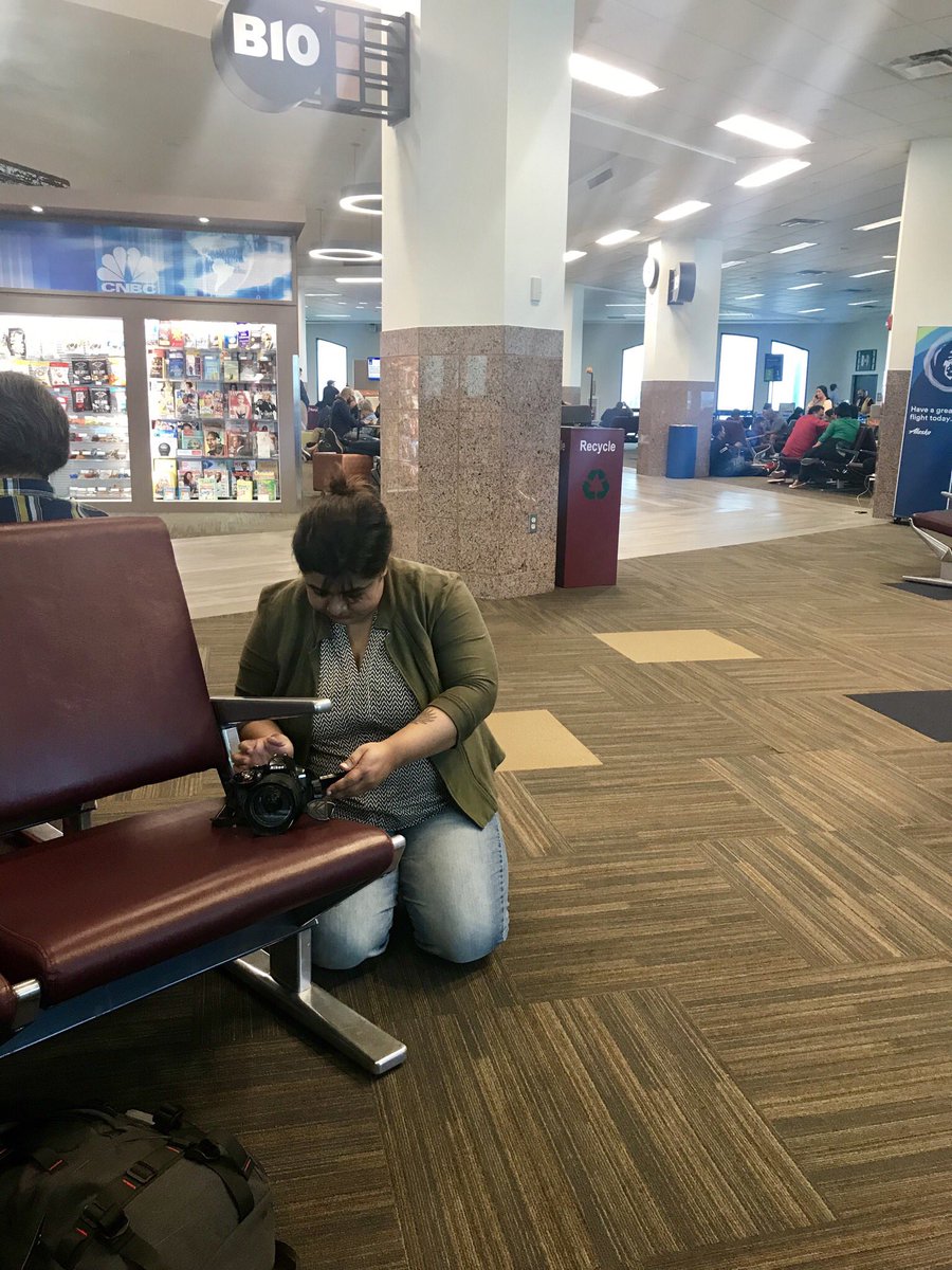 gonzlaur's tweet image. Our skilled photographer already at work in an airport photo shoot @Bibhushanaa #wocincomputing