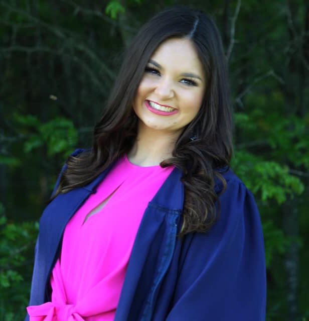 BryleighSmith's tweet photo. So excited that Kayleigh will continue the Smith sister tradition by attending @LATech this fall! She’s a rockstar and I know she’ll do some big things at THE best University! https://t.co/nzjB9ellV2