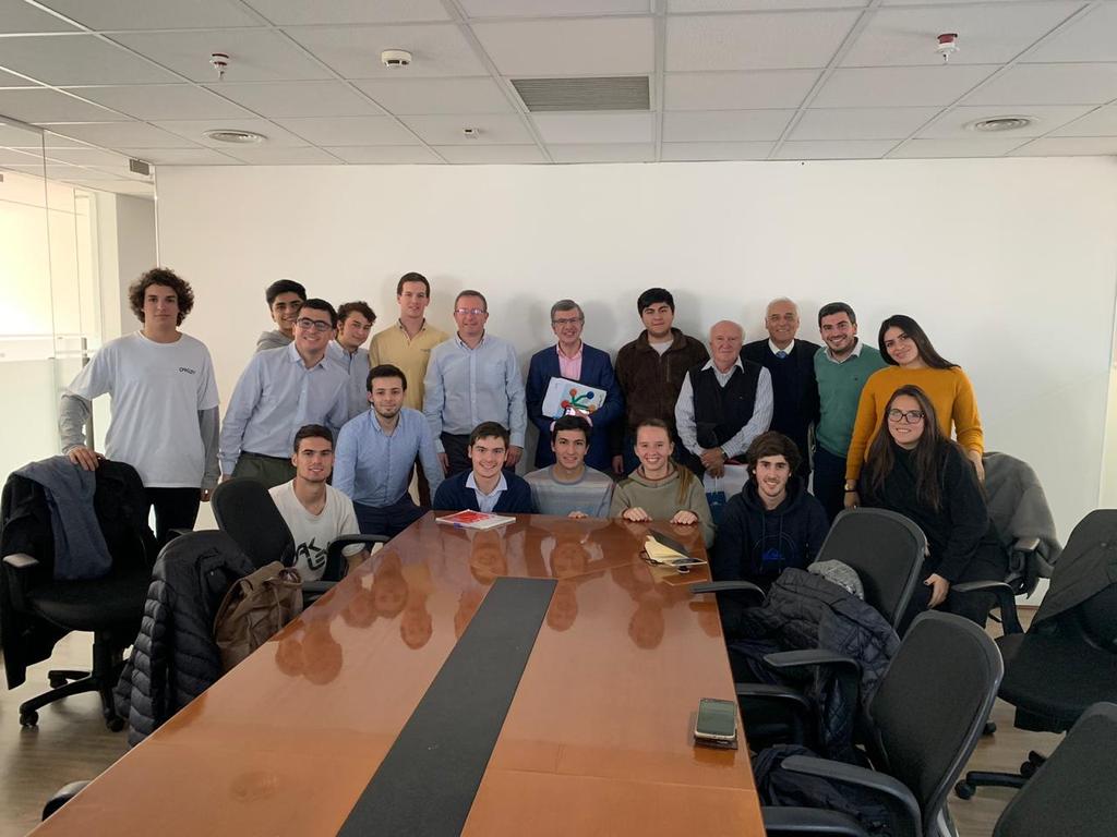 Yulian2903's tweet image. El desafío  que busca mejorar Chile, en la @Muni_LasCondes
@DaeUdd @i_respublica #SemanaiUDD #ChileCheck