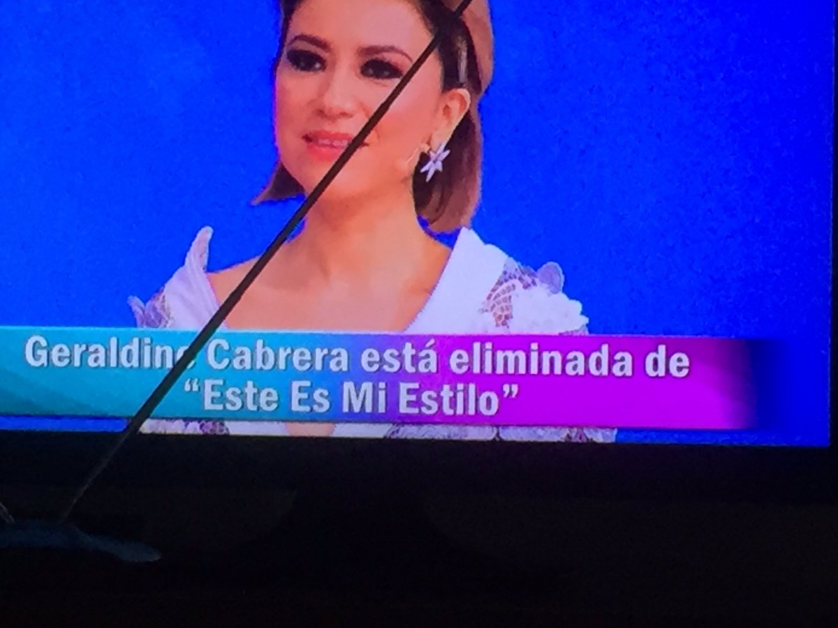 ferito13's tweet photo. OH MY GOD !!!!! Sale Geraldine 😱😱😱😱😱😱😱😱la verdad no se lo merecía!
Debió salir paulina 🤦🏻♂️😩😩😞
@davidsalomonr @EdithGonzalezMx @VZCR @MiEstiloMX #MiEstiloDe https://t.co/WiVdP69Bzf