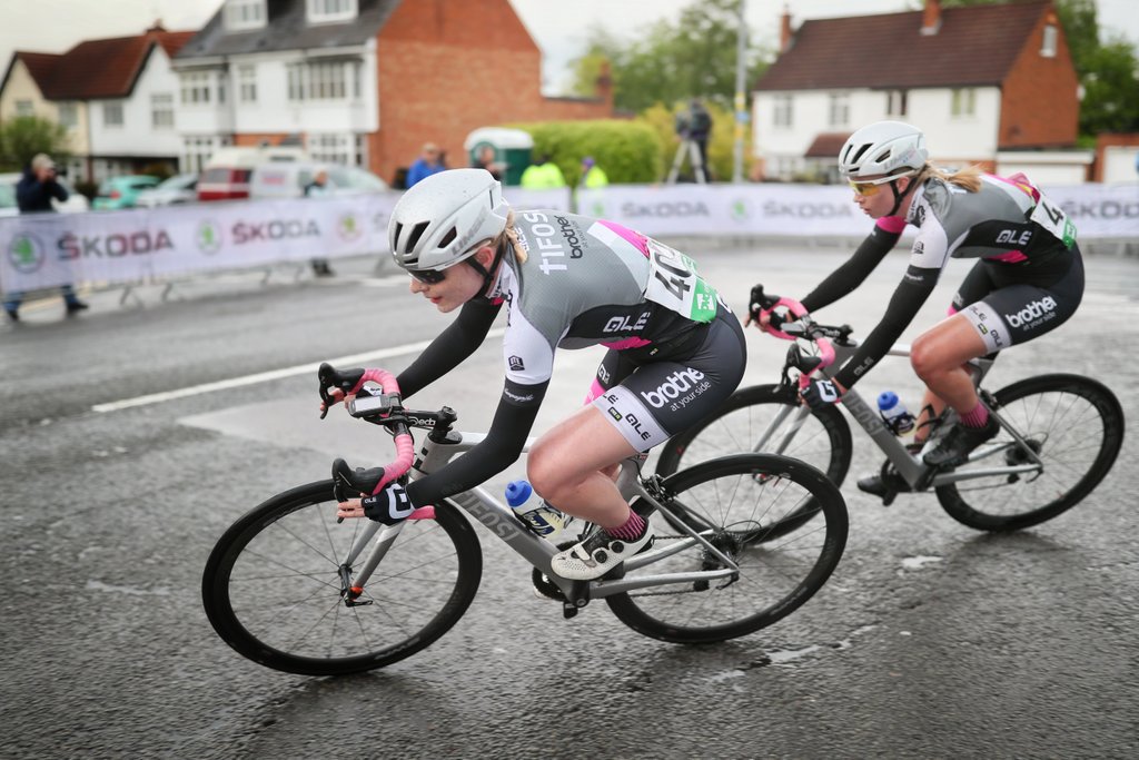 .<a href="/abbiedentus/">Abbie</a> &amp; <a href="/GabriellaShaw1/">Gabriella Shaw</a> of <a href="/cycleteamonform/">Team OnForm</a> in the <a href="/TourSeries/">The Tour Series</a> in Redditch