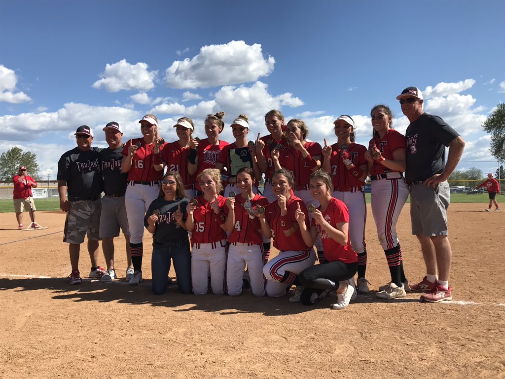 NikStreng's tweet photo. Homedale Trojans are again the SRV Champions. #idpreps https://t.co/Dqe54tjOK8