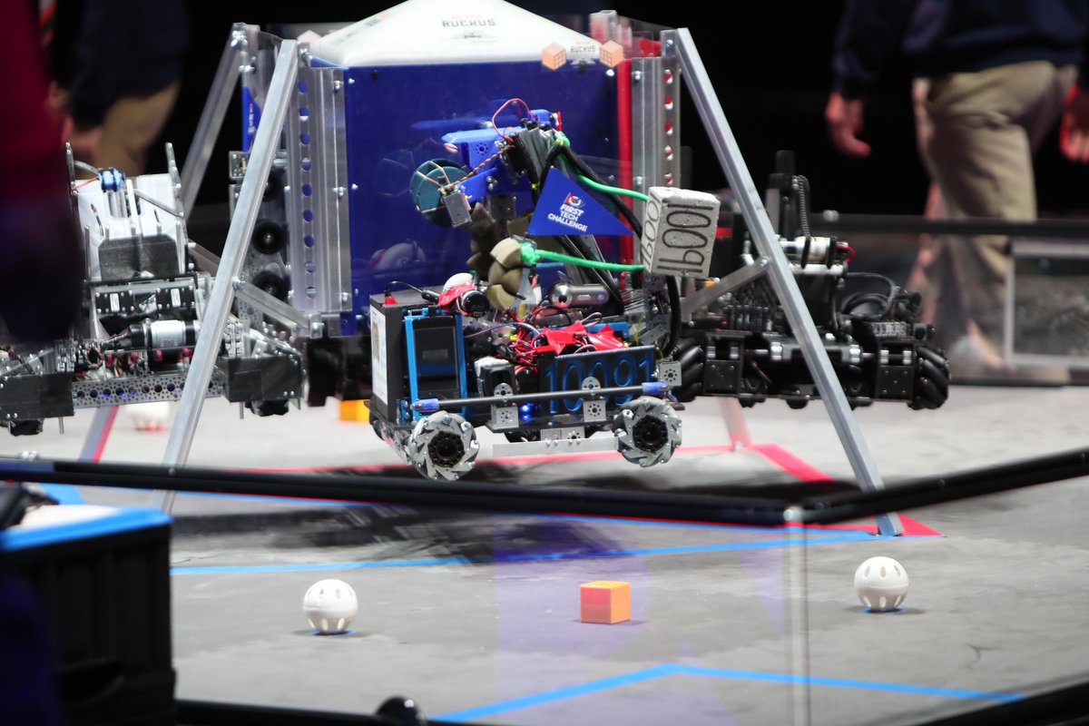 NyanRobotics's tweet image. Big Thanks to our World Champion alliance partners: 9971 @lanbrosftc and 11115 Gluten Free!