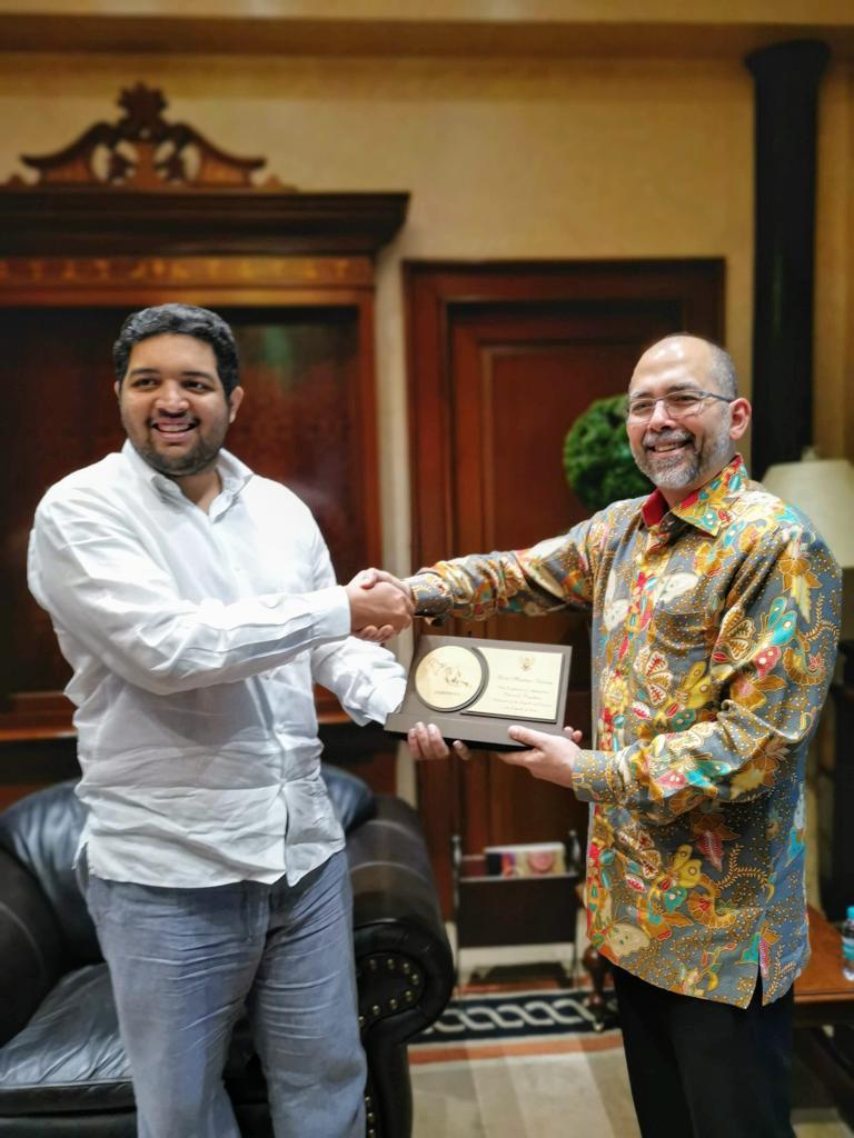 IndonesianEmbassy ND on Twitter "Sharing some views with Mr. Ali Kader, CEO of Liberty Oil