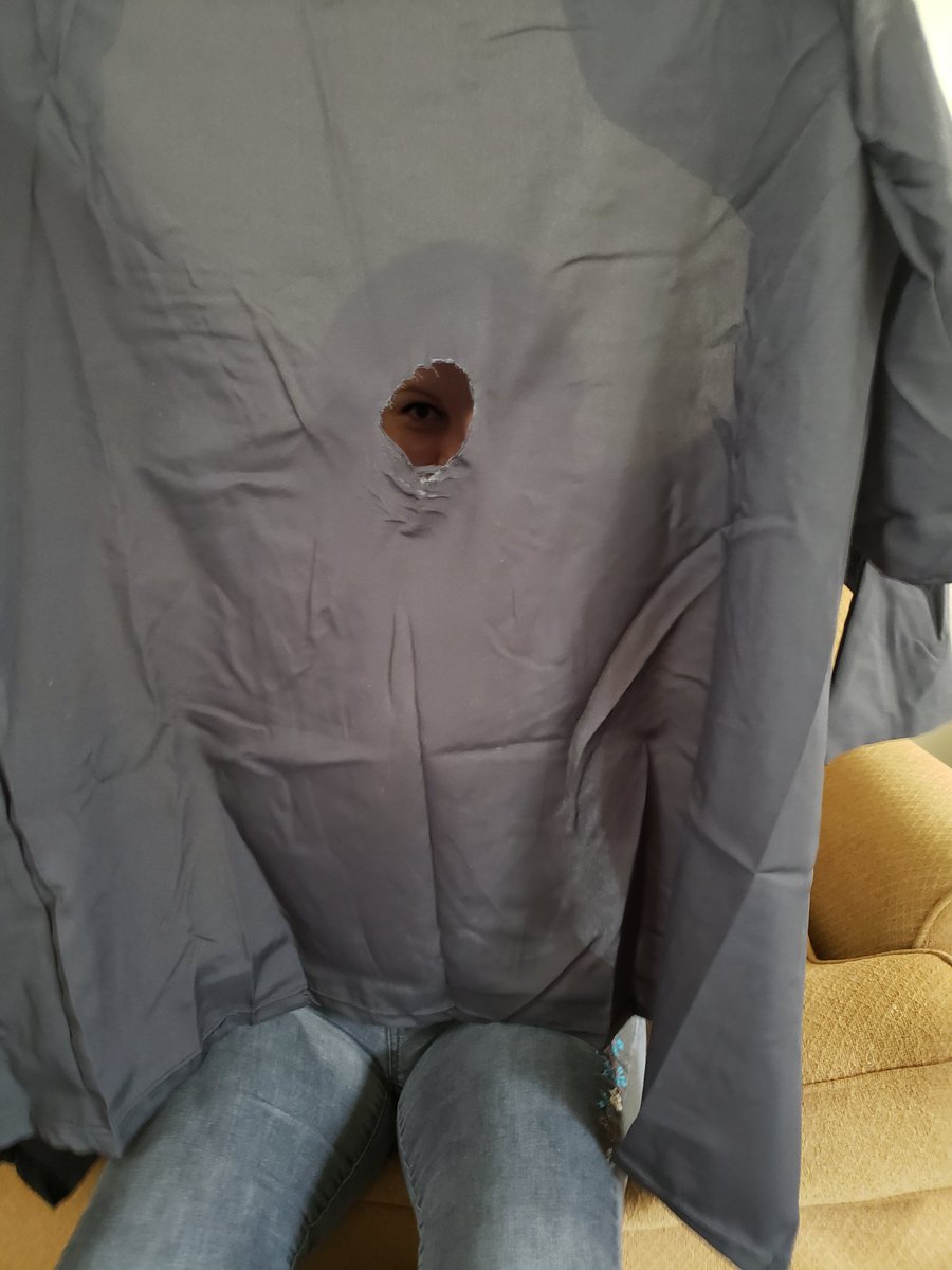 valmcmullen's tweet image. Don't iron your gown. 
#graduationfail #cyclONEgrad